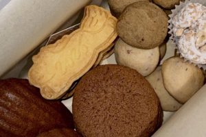 台中西區奶昔食研所 主打不加水基底 以甜點定位重塑奶昔專賣店