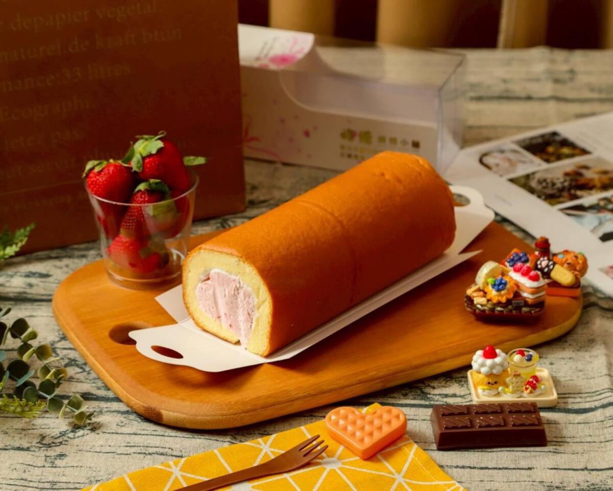 從人氣生乳捲到鹹甜乳酪蛋糕，《峰糖烘焙小舖》以蛋糕類商品為發展重心，吸引附近居民與上班族前往購買日常甜點。（圖/Medick Marketing Ltd.提供）