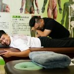 久坐剪片＋健身越練越卡 只要靠「撥筋＋運動按摩」把身體喬回來