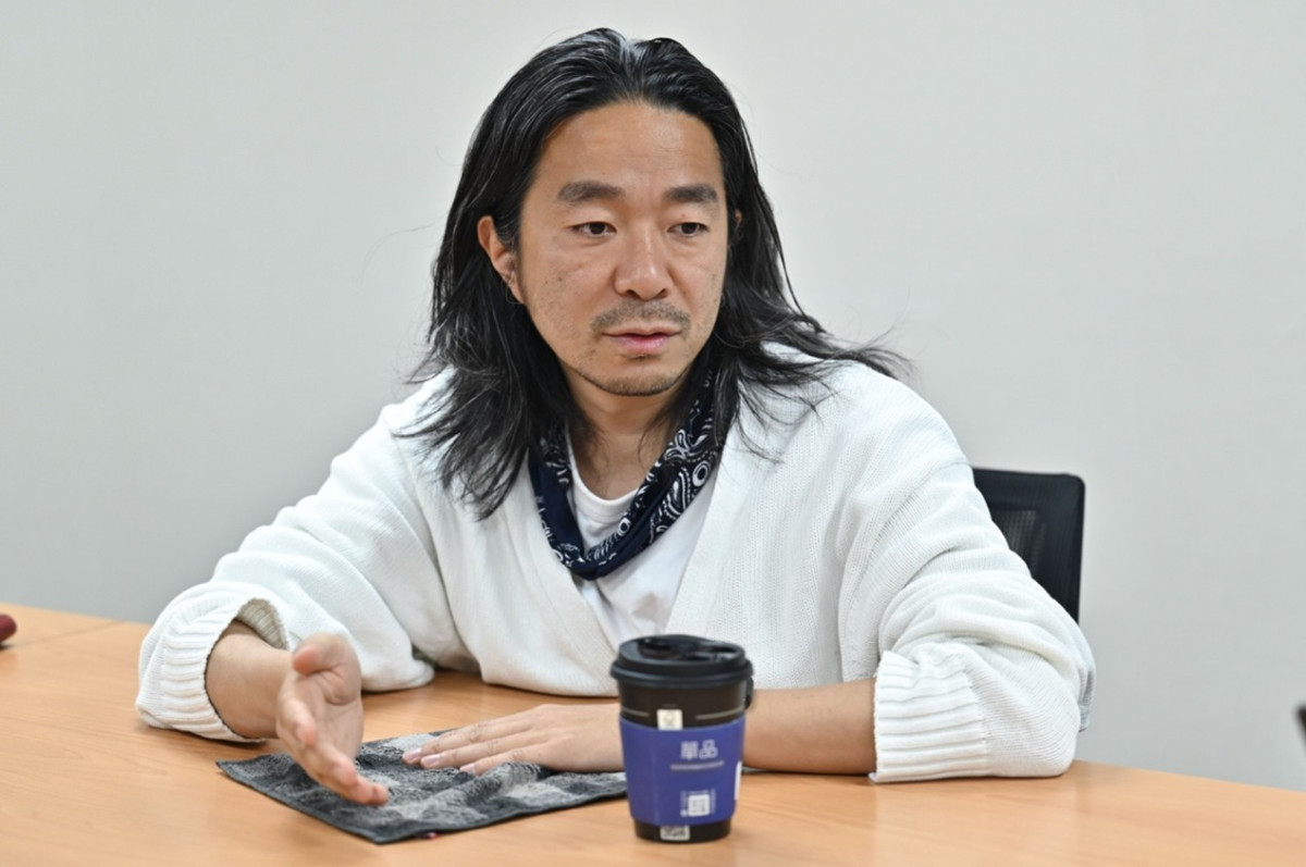 落合宏理於2021年與日本全家共同打造Convenience Wear，分享設計巧思。