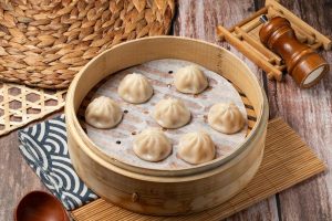 嘉義文化路深夜美食 低油鹽溫補土雞湯 現蒸湯包澎湃組合