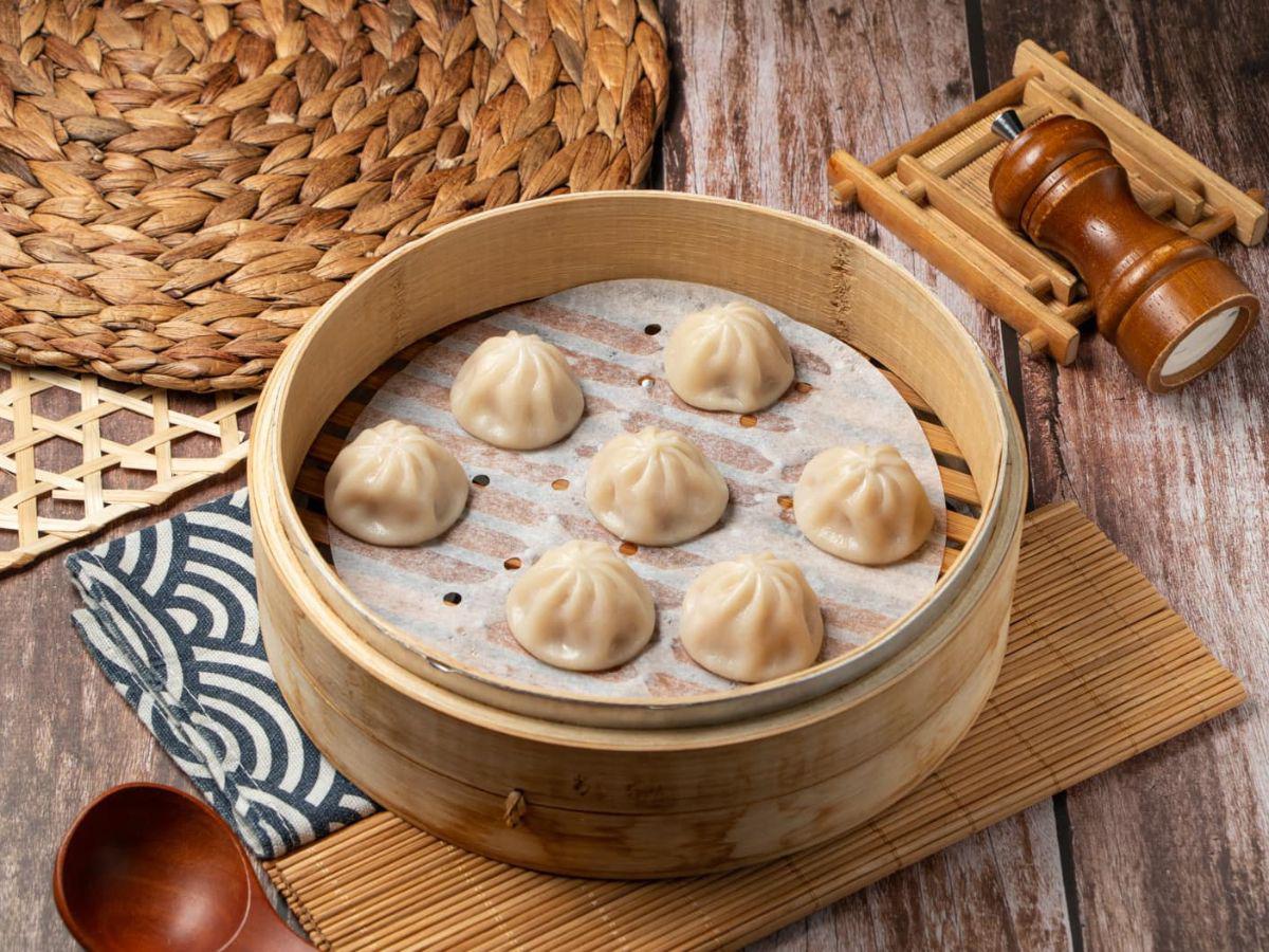 嘉義文化路深夜美食 低油鹽溫補土雞湯 現蒸湯包澎湃組合
