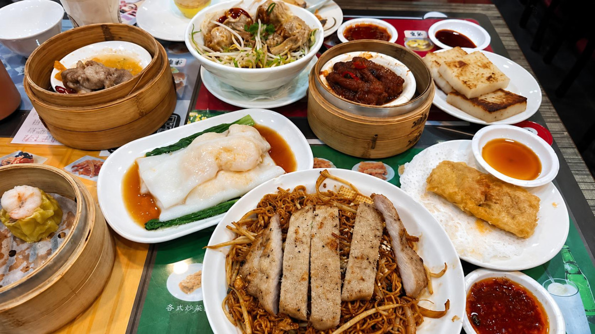 位於板橋新海路的《港豐撈麵飯堂》,鄰近捷運新埔站,是不少在地人想吃手工港點時會想到的板橋港式餐廳之一(圖/Medick Marketing Ltd.提供)