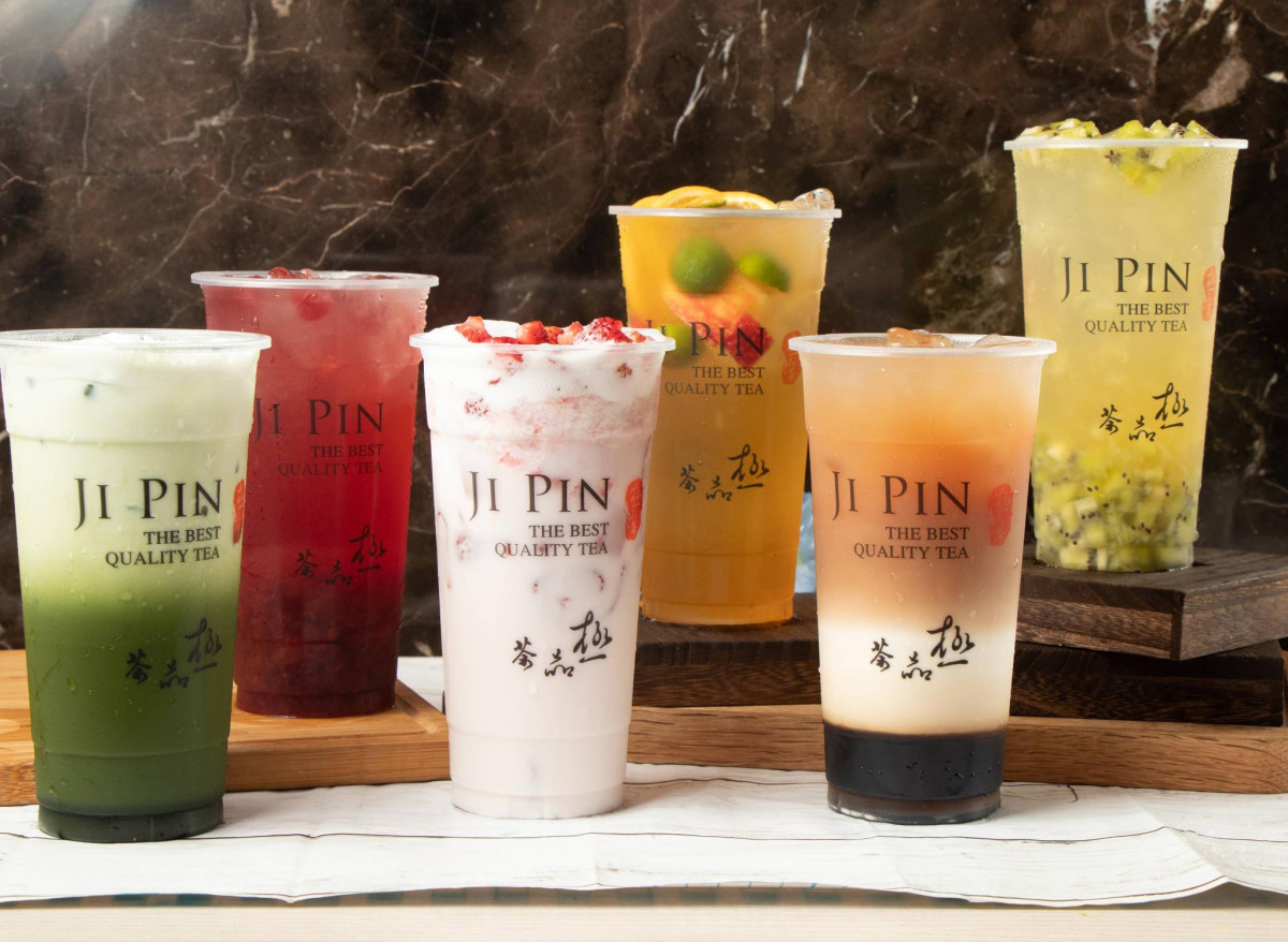 台南飲料店《極品茶》以單茶、果茶與特調並行,提供更貼近消費者需求的茶飲選擇(圖/Medick Marketing Ltd.提供)