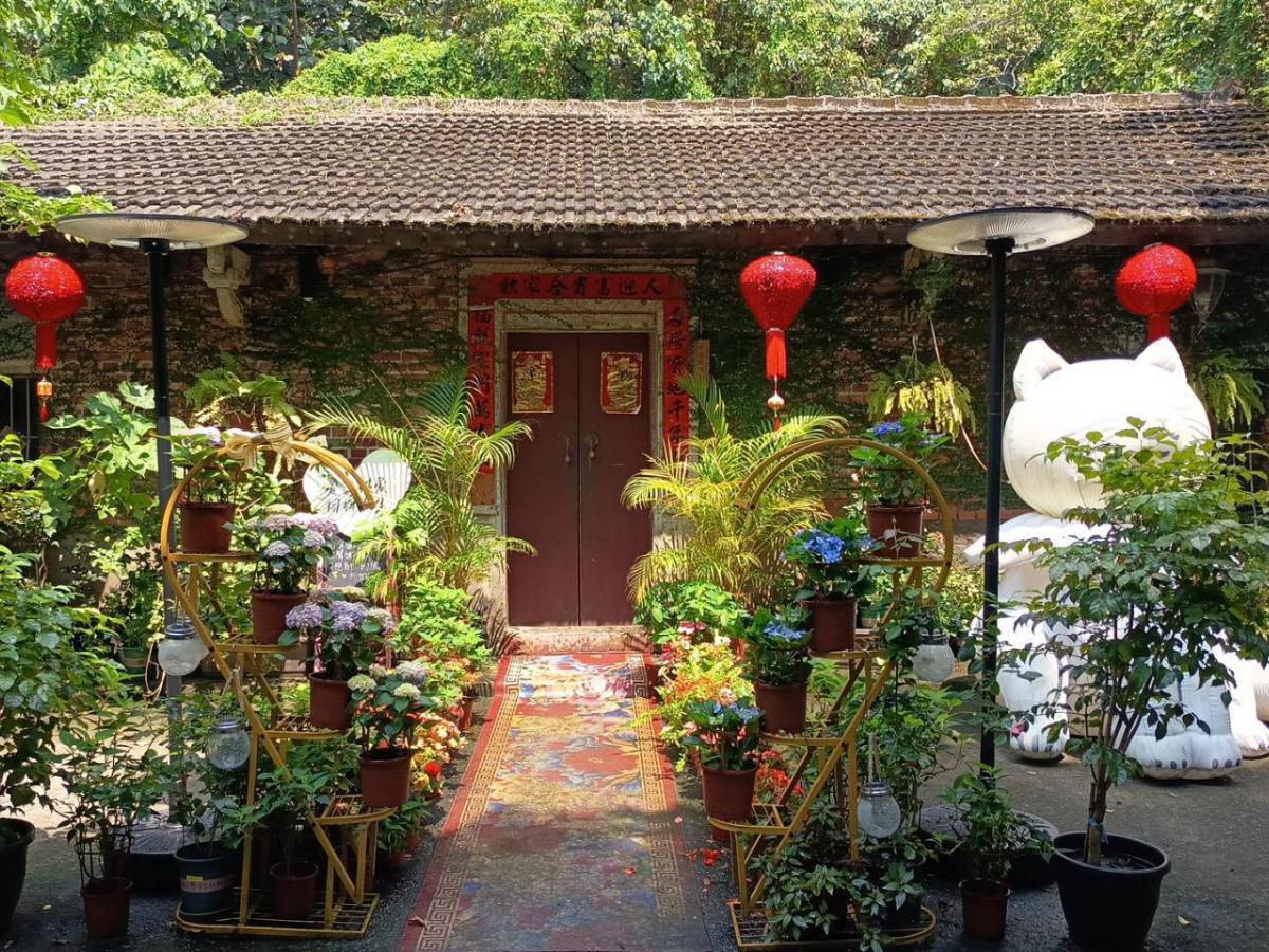 宜蘭礁溪溫泉公園旁的《陋室酩神粥府》,是融合森林綠意與老宅靈魂的隱世餐飲空間(圖/Medick Marketing Ltd.提供)