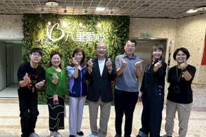 圓緣會椅子瑜珈志工日傳遞愛及希望