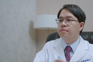 肩膀抬不起來不一定只是痠痛  醫師鄧翔駿談五十肩常見症狀與日常保養觀念