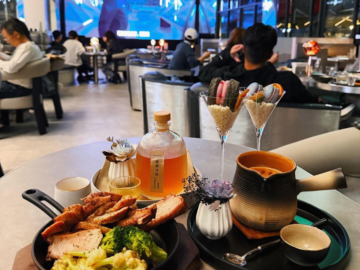 台中南屯主題茶餐廳新開幕 台灣茶搭配沈浸式宇宙風格成打卡亮點