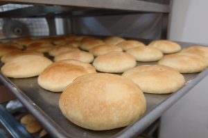 新北伴手禮推薦 淡水老街人氣土鳳梨酥、蛋黃酥與糕餅禮盒