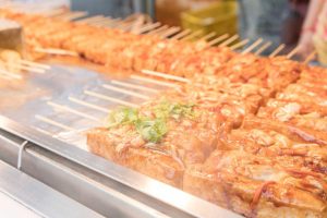鶯歌龍鳳夜市再升級 美食、親子娛樂與街頭表演打造夏日新亮點