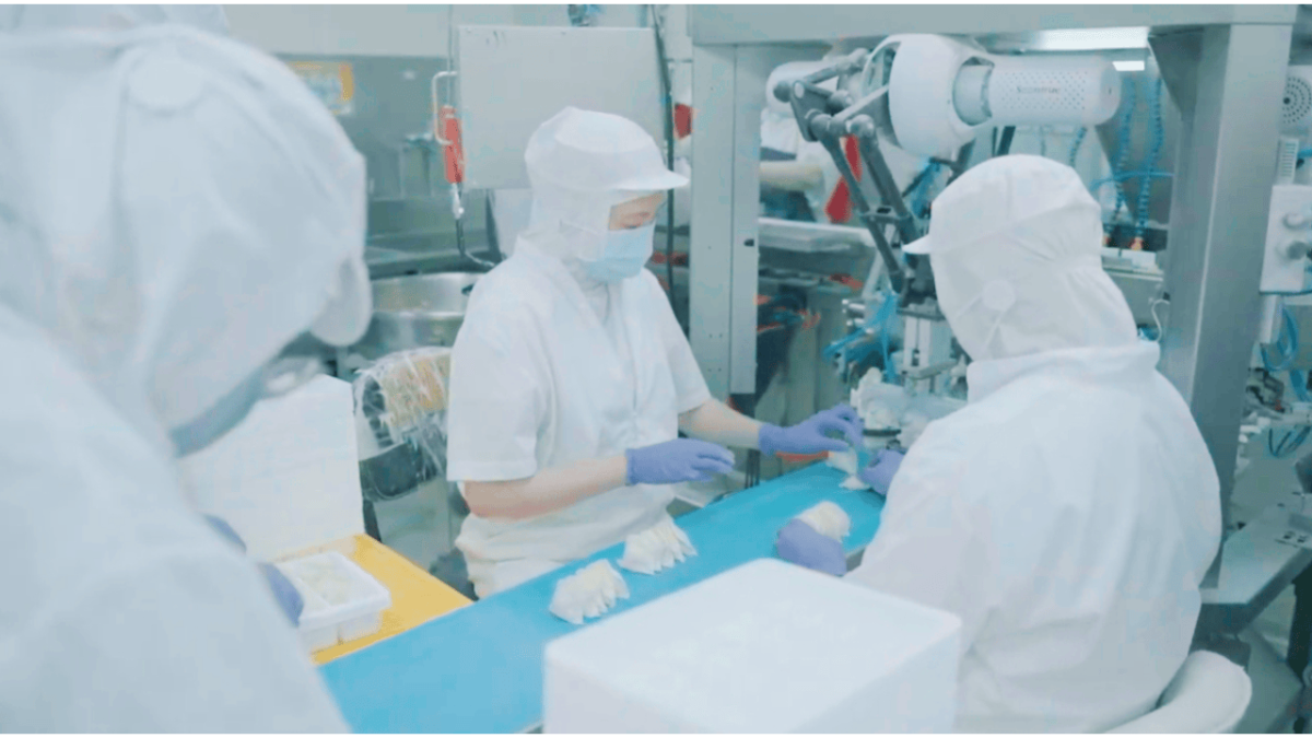 鼎記股份有限公司依品牌需求提供客製化食品代工服務 (圖/照片由鼎記股份有限公司提供)