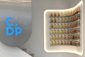 南法香頌東區概念店開幕 法國百年歐巴拉朵 攜手摩登香氛C.D.P.登場