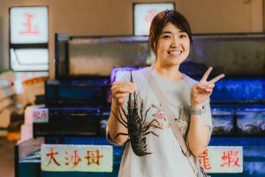 「港邊水槍大作戰」清涼登場親子同樂帶動花蓮觀光魚市人氣