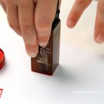 四十年楠梓鎖印老店升級 緊急開鎖、刻印章到電子門禁一次整合