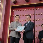 歷史厚度 光影流動 胡焱榮用「石說新語」重構當代翡翠
