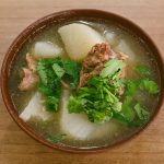 旅遊必吃花蓮臭豆腐！現炸現切、外酥內軟 經典風味不容錯過