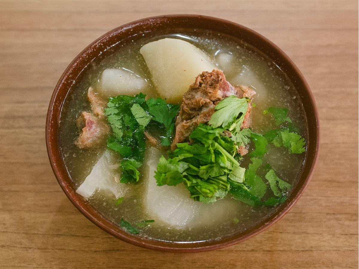 旅遊必吃花蓮臭豆腐！現炸現切、外酥內軟 經典風味不容錯過