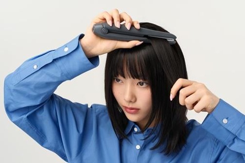SALONIA無線離子夾改款升級「4大改版亮點」快速整理髮型