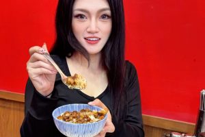 美食部落客「羊羊」至艋舺夜市探店 揭開必吃私藏美食名單