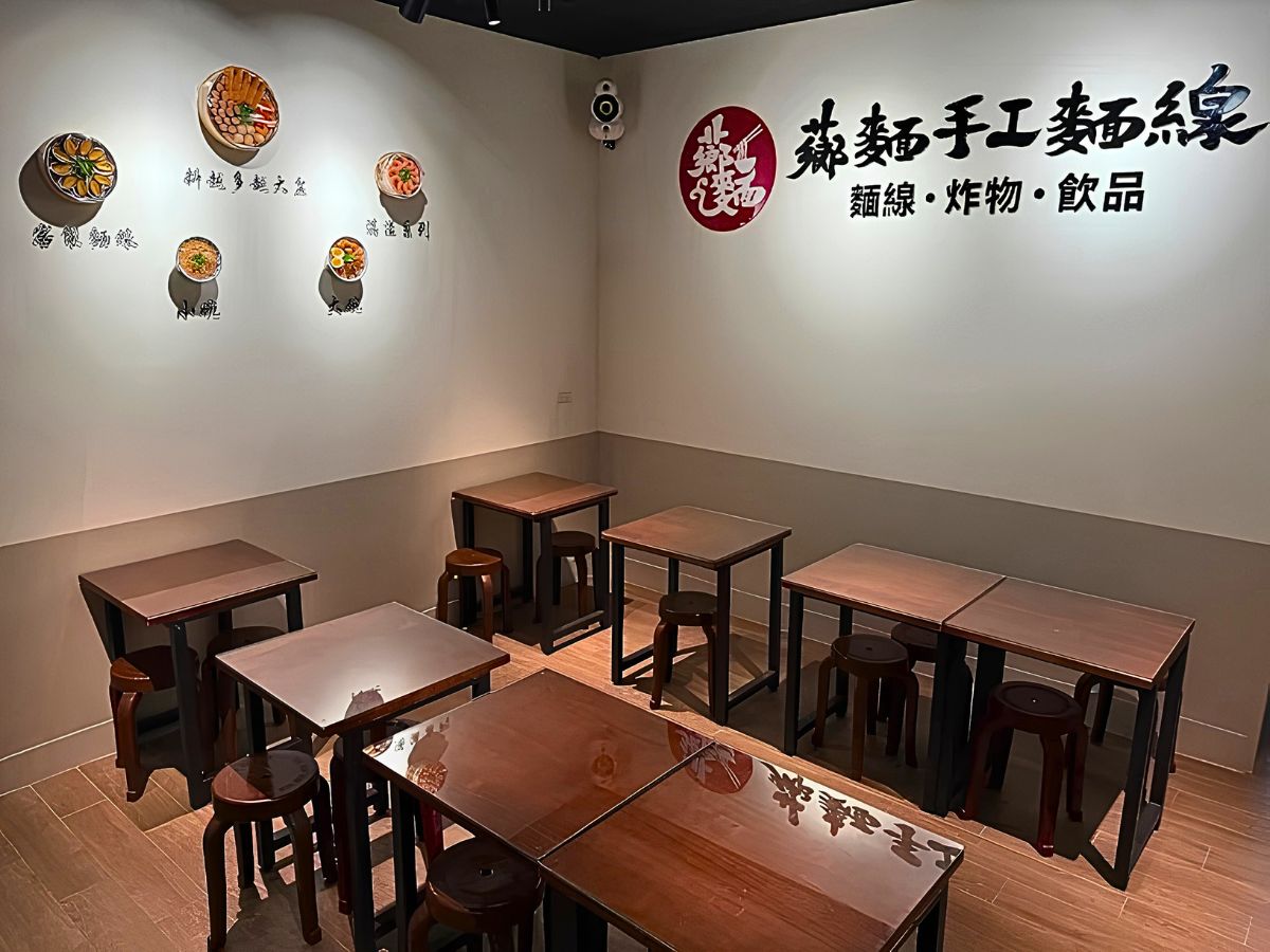 虎尾手工麵線 從大腸鮮蚵到透抽海鮮 18 種配料客製化搭配