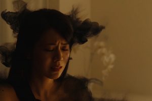 創作才女eLynn陳箴推新歌 攜好友打造奇幻短劇《記憶手術師》