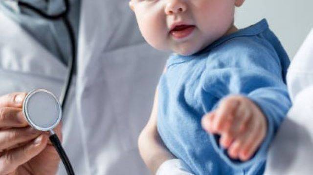 專科醫師林義龍提醒 家長應慎防幼兒誤吞玩具異物風險