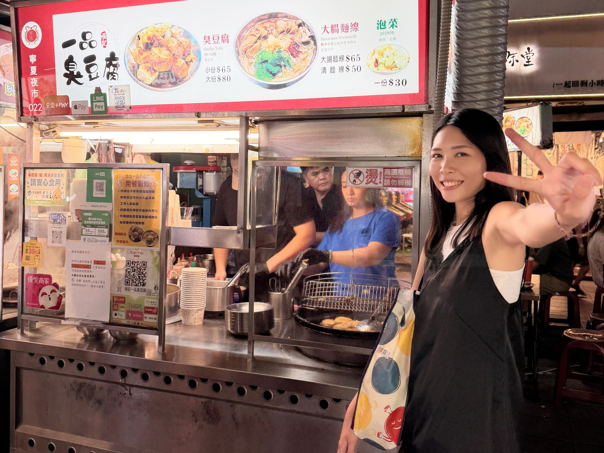 zue此次裝備美食雷達實際走訪寧夏夜市分享自己的美食清單。圖/臺北市市場處