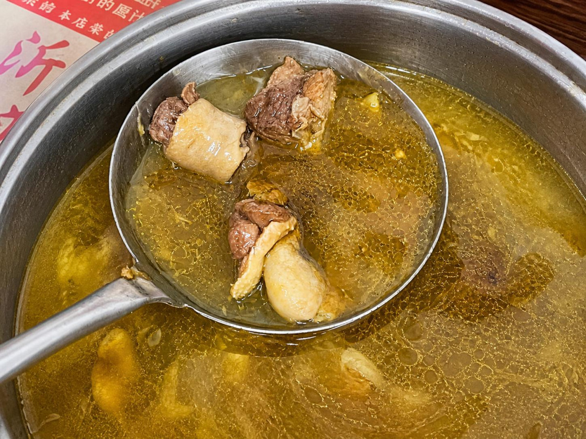 台南永康薑母鴨 麻油薑香湯頭 個人與親友聚餐都方便